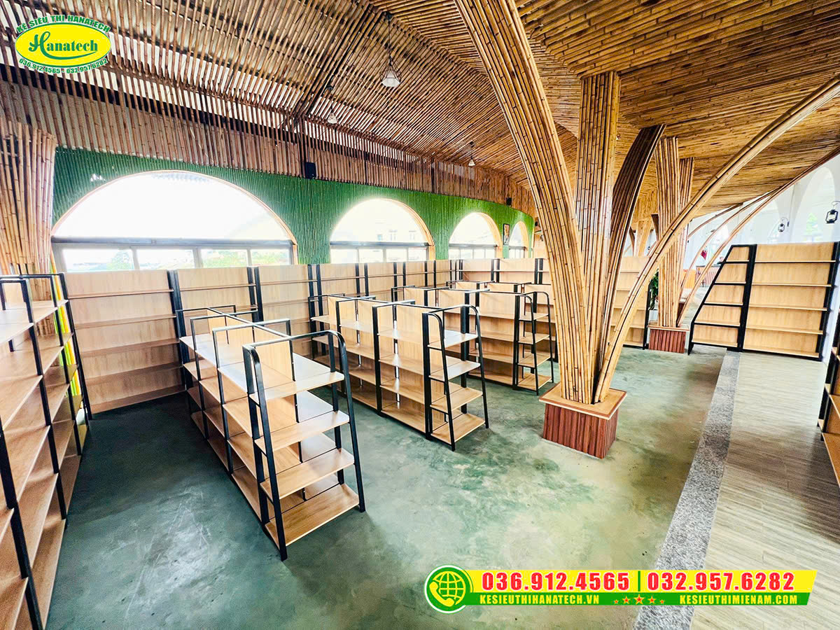 Setup kệ khung sắt mâm gỗ tại Hà Nội