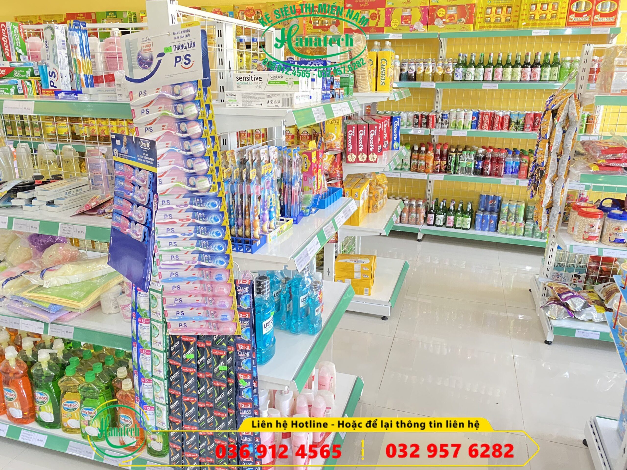 Giá kệ trưng bày sản phẩm cho cửa hàng tạp hóa tại TPHCM