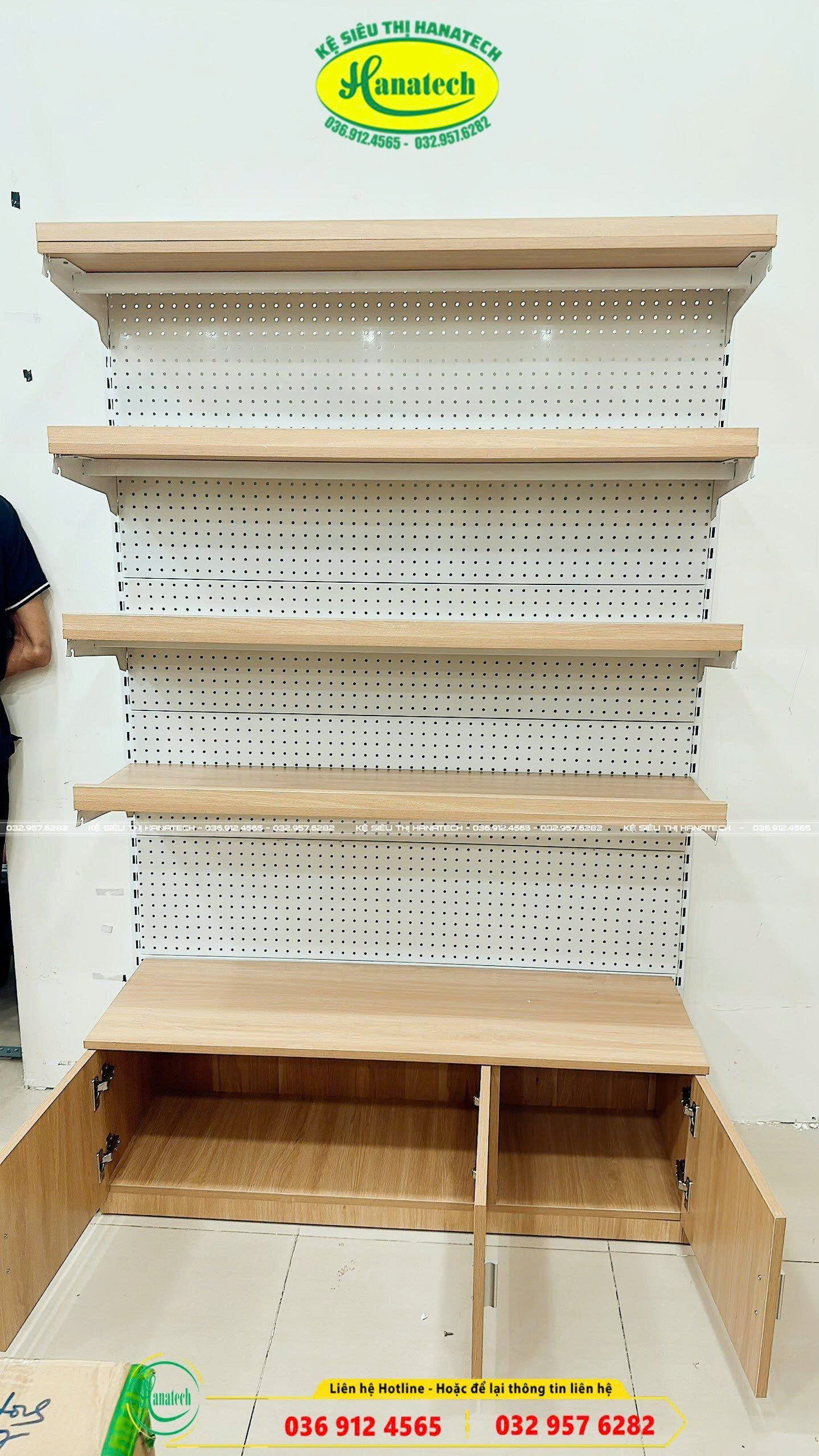 Mẫu tủ kệ trưng bày sản phẩm tại Hà Nội