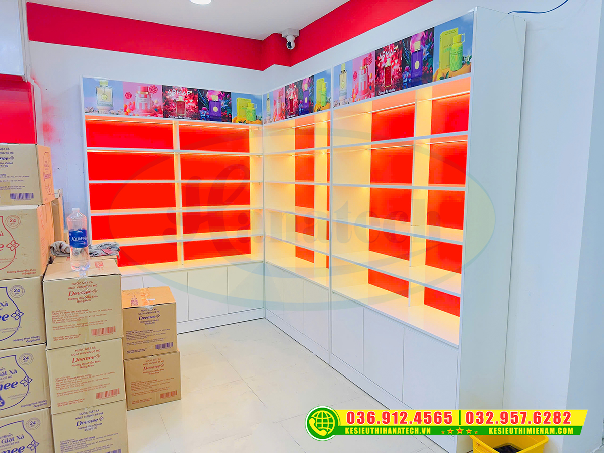 Mẫu tủ kệ trưng bày sản phẩm tại Hà Nội