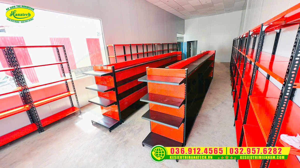 Kệ siêu thị lưng tôn đục lỗ tại Quận 1
