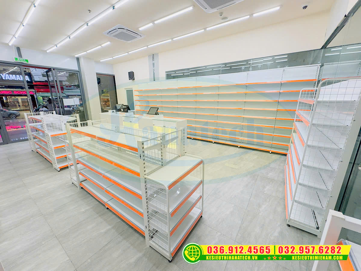 Kệ siêu thị tại Lạc Dương Lâm Đồng