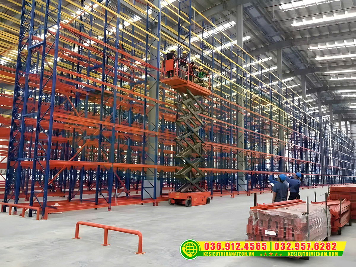 Kệ sắt kho chứa hàng chuẩn kỹ thuật cho kho hàng tại Gia Lai do Hanatech triển khai