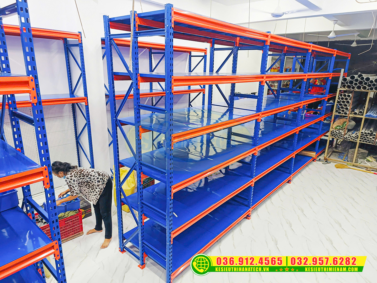 Kệ sắt kho chứa hàng chuẩn kỹ thuật cho kho hàng tại Gia Lai do Hanatech triển khai