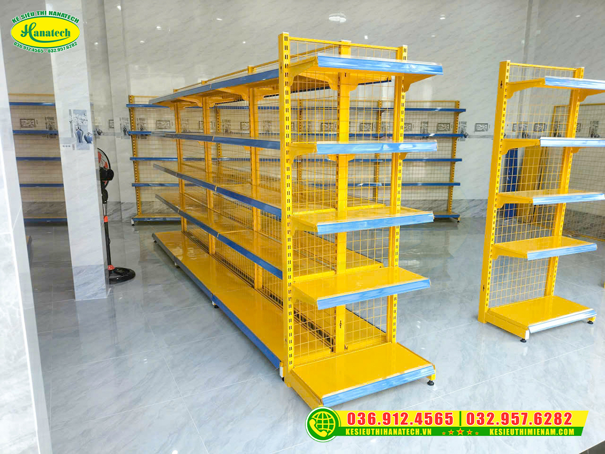 Lắp đặt kệ bày hàng tạp hóa tại Hà Nội 