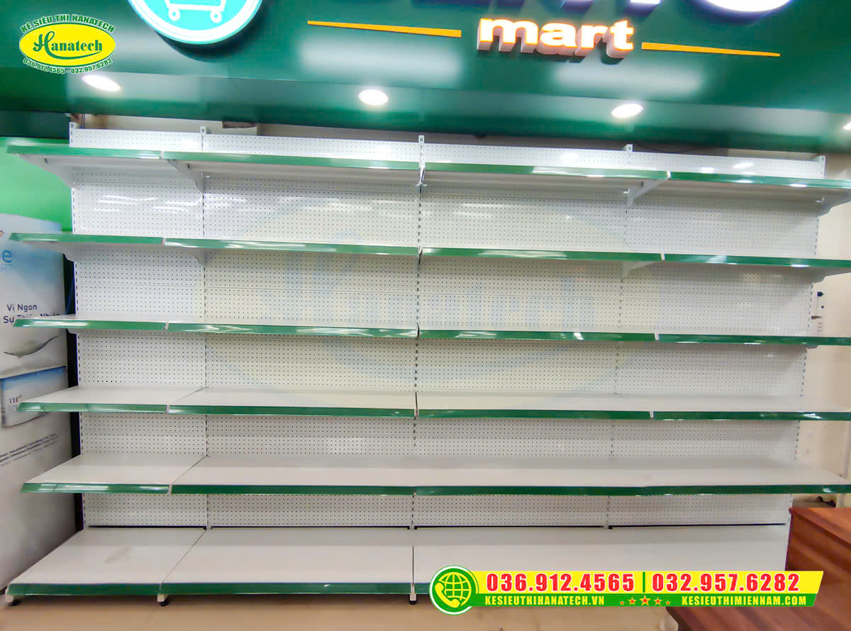 Kệ siêu thị lưng tôn đục lỗ tại Nam Định