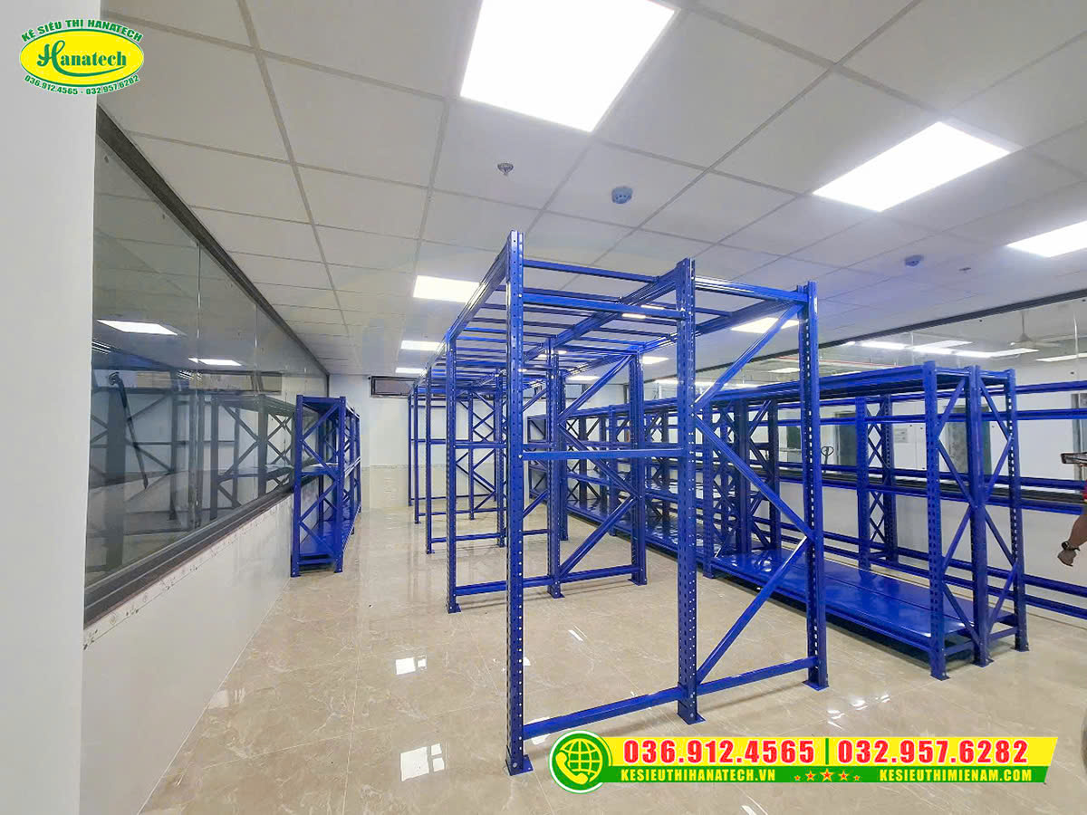 Kệ siêu thị mini tại Quảng Ninh