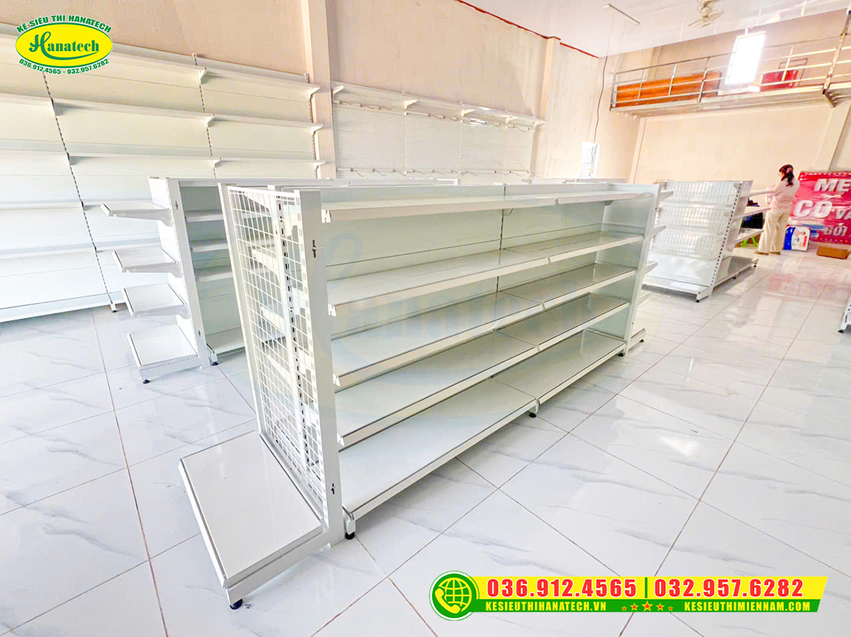 Lắp đặt giá kệ shop mẹ và bé bài bản, hiện đại tại Hải Phòng