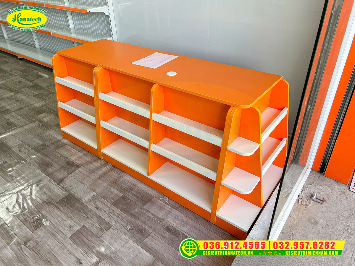 Bàn quầy thu ngân chữ I tại Hà Nội