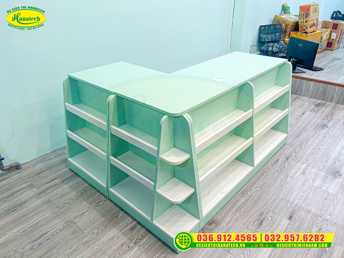 Bàn tính tiền shop mẹ bé Hà Nội