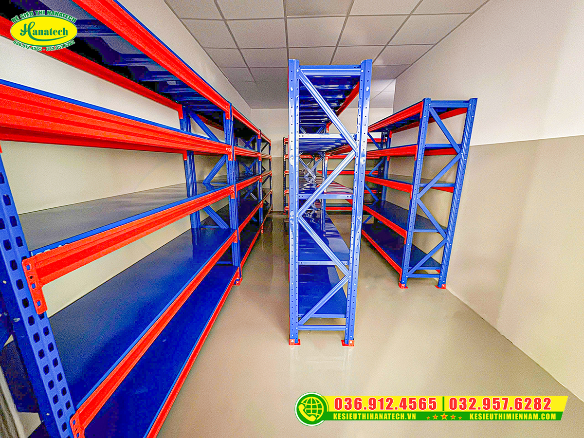 Kệ tạp hoá tại Nam Định – Giải pháp setup cửa hàng hiện đại, tối ưu chi phí