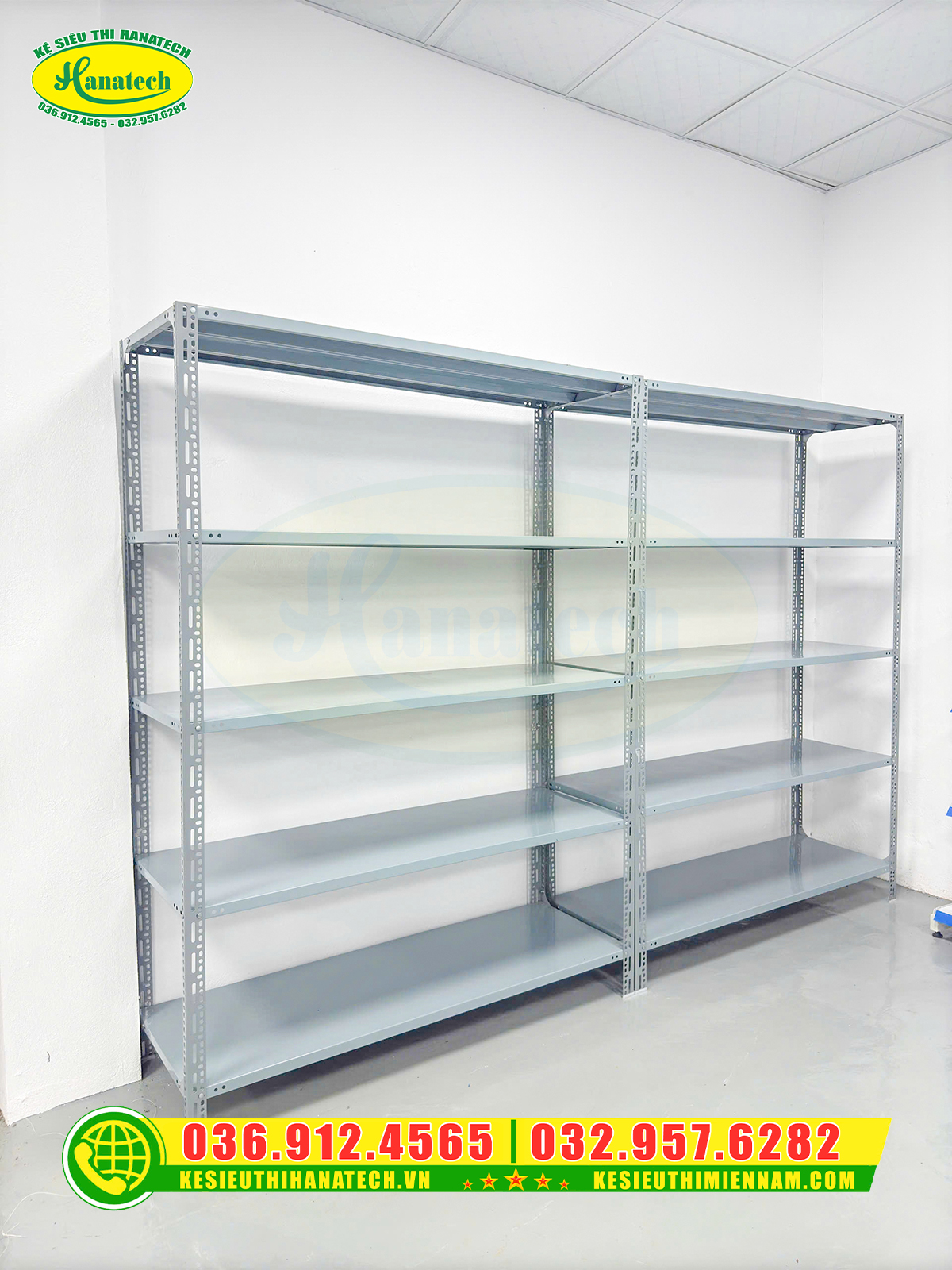 Kệ bách hoá tại Thái Bình